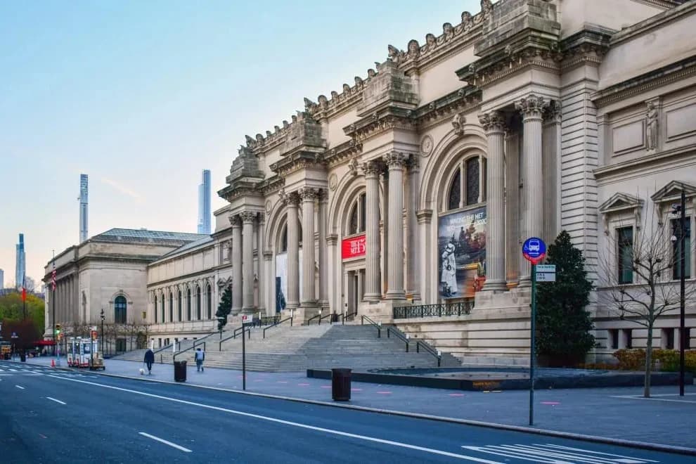 Metropolitan Museum of Art Extended Guided Tour with Skip-the-Line Access