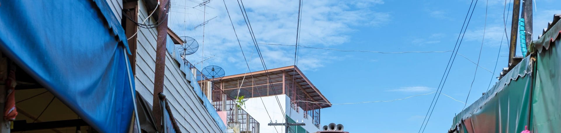 Vibrant Damnoen Saduak Floating Market in Thailand