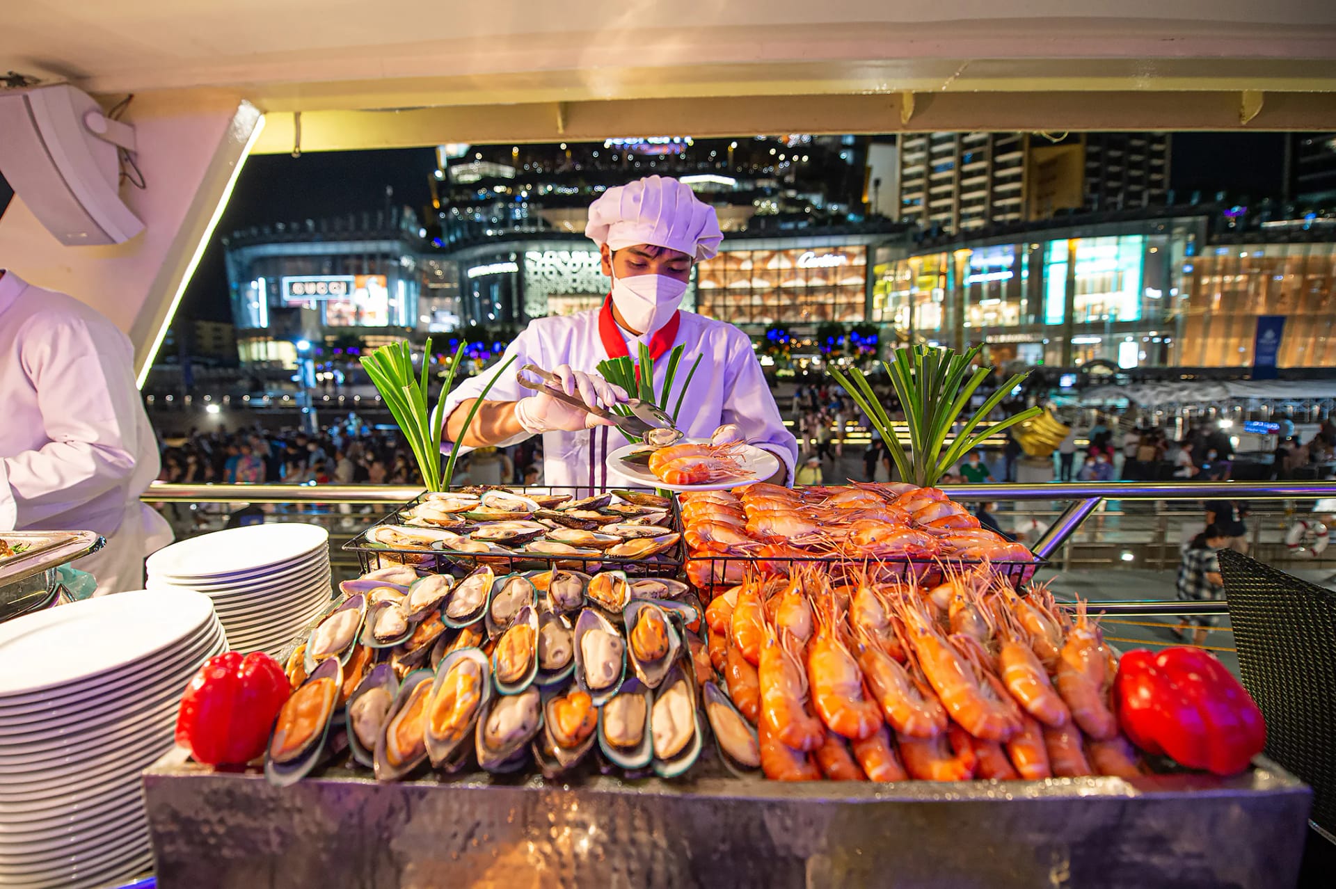 Chao Phraya Princess Cruise seafood buffet in Bangkok
