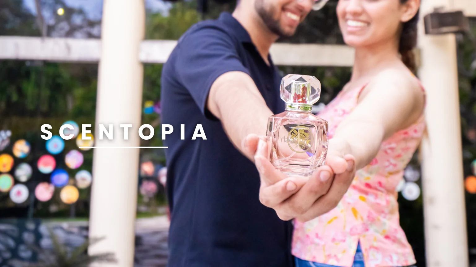 friends creating perfumes at Scentopia Singapore