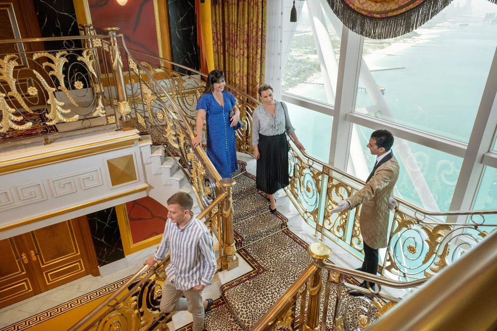 Guided tour inside Burj Al Arab in Dubai