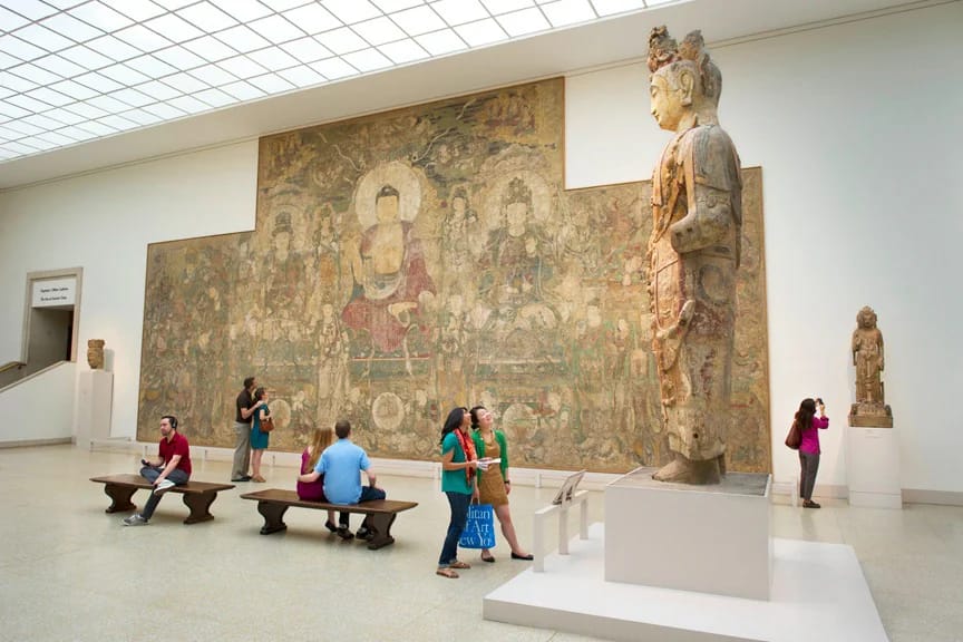 Metropolitan Museum of Art tour in New York