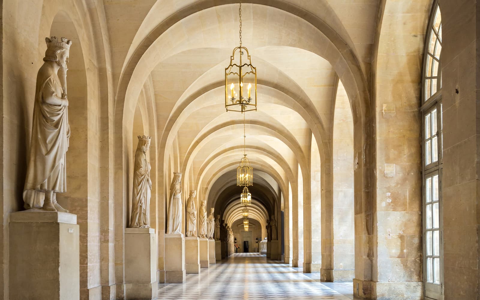 Versailles: Palace Guided Tour with Skip the-Line Tickets in Paris - Activities | TickYourList