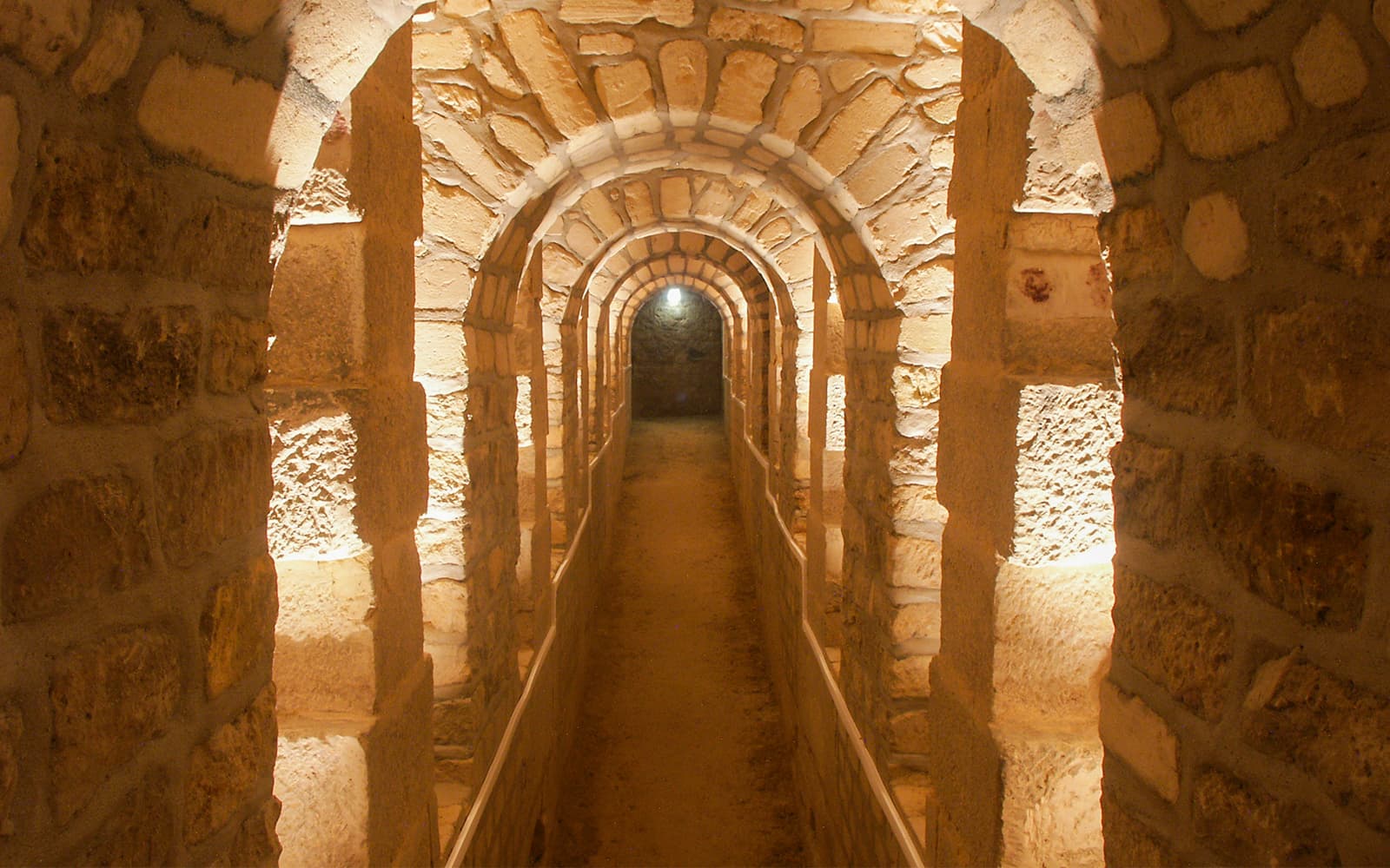 Paris Catacombs English Guided Tour tickets in Paris - Features | TickYourList