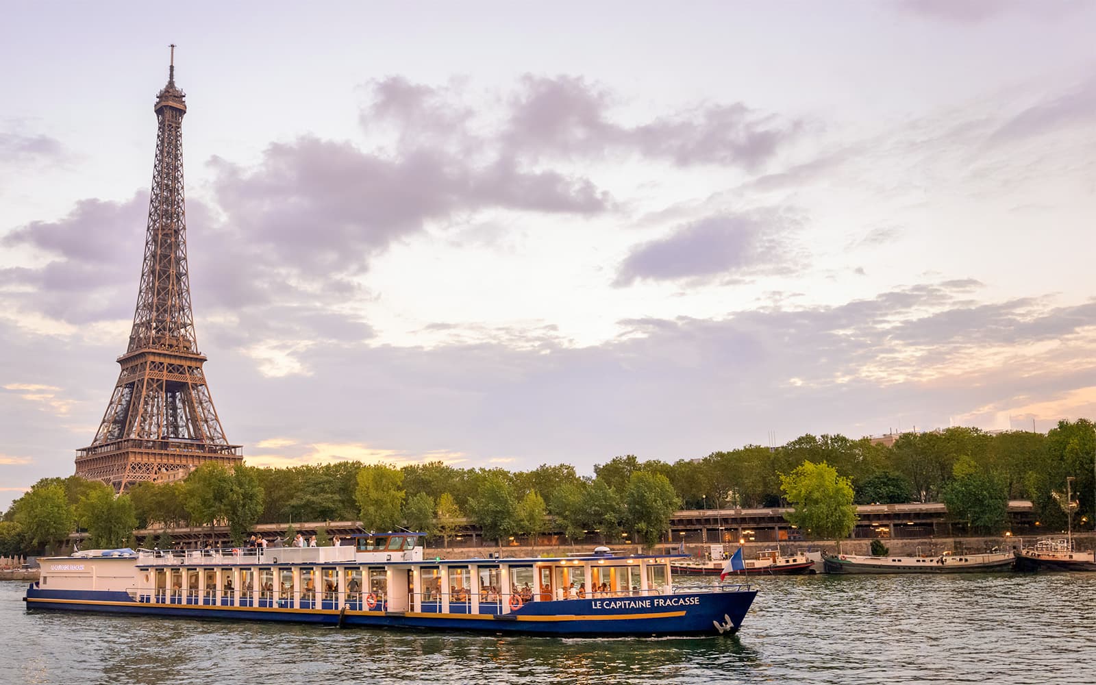 Capitaine Fracasse Seine River Dinner Cruise