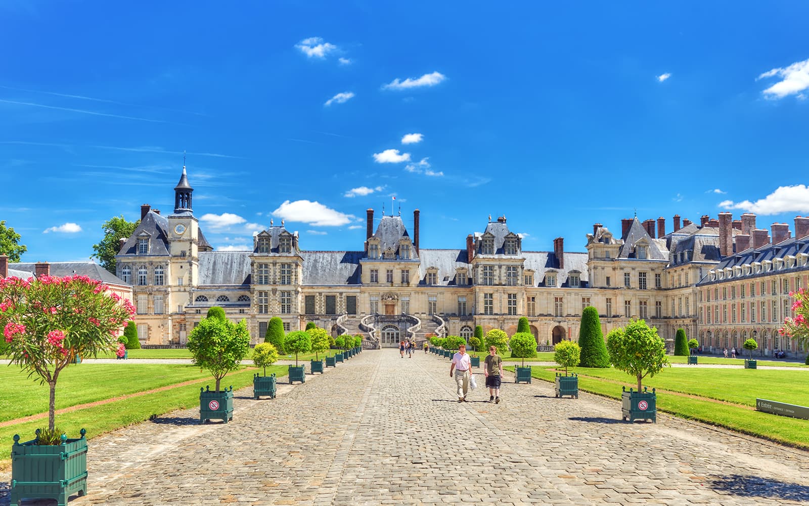 Skip the Line Tickets to Château de Fontainebleau