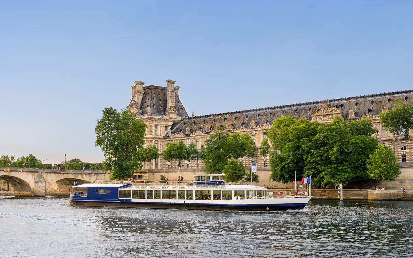 Paris En Scène - Dinner Cruise on the Seine in Paris tickets in Paris - Activities | TickYourList