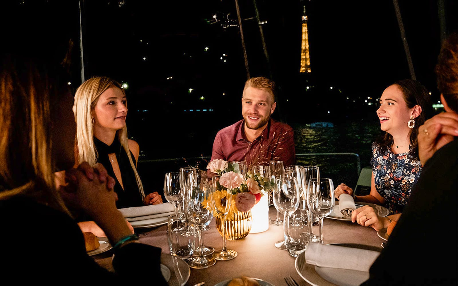 Bateaux Parisiens Seine River Dinner Cruise with French Premium Menu tickets in Paris - Features | TickYourList