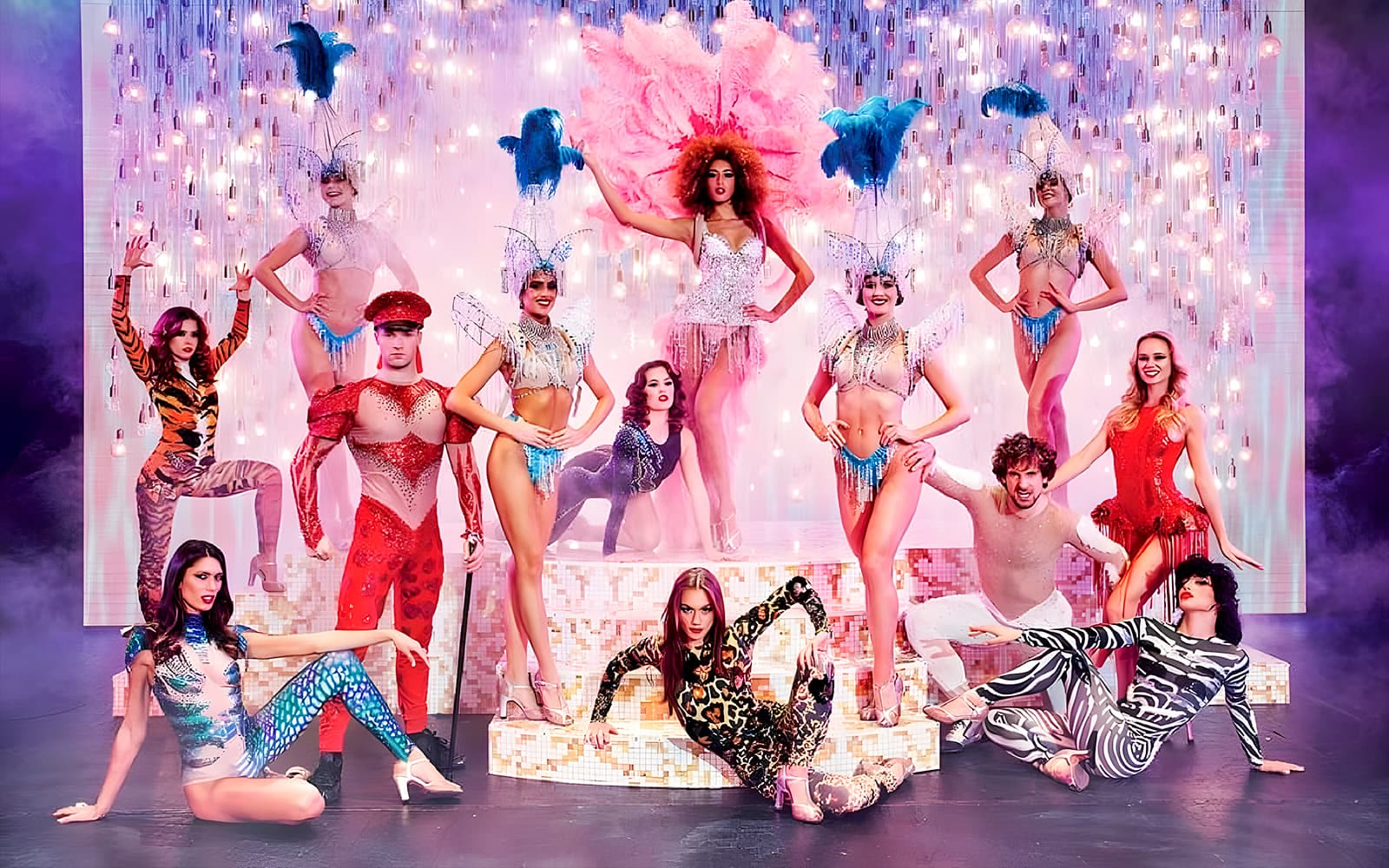 Paradis Latin Show with Optional Champagne tickets in Paris - Features | TickYourList