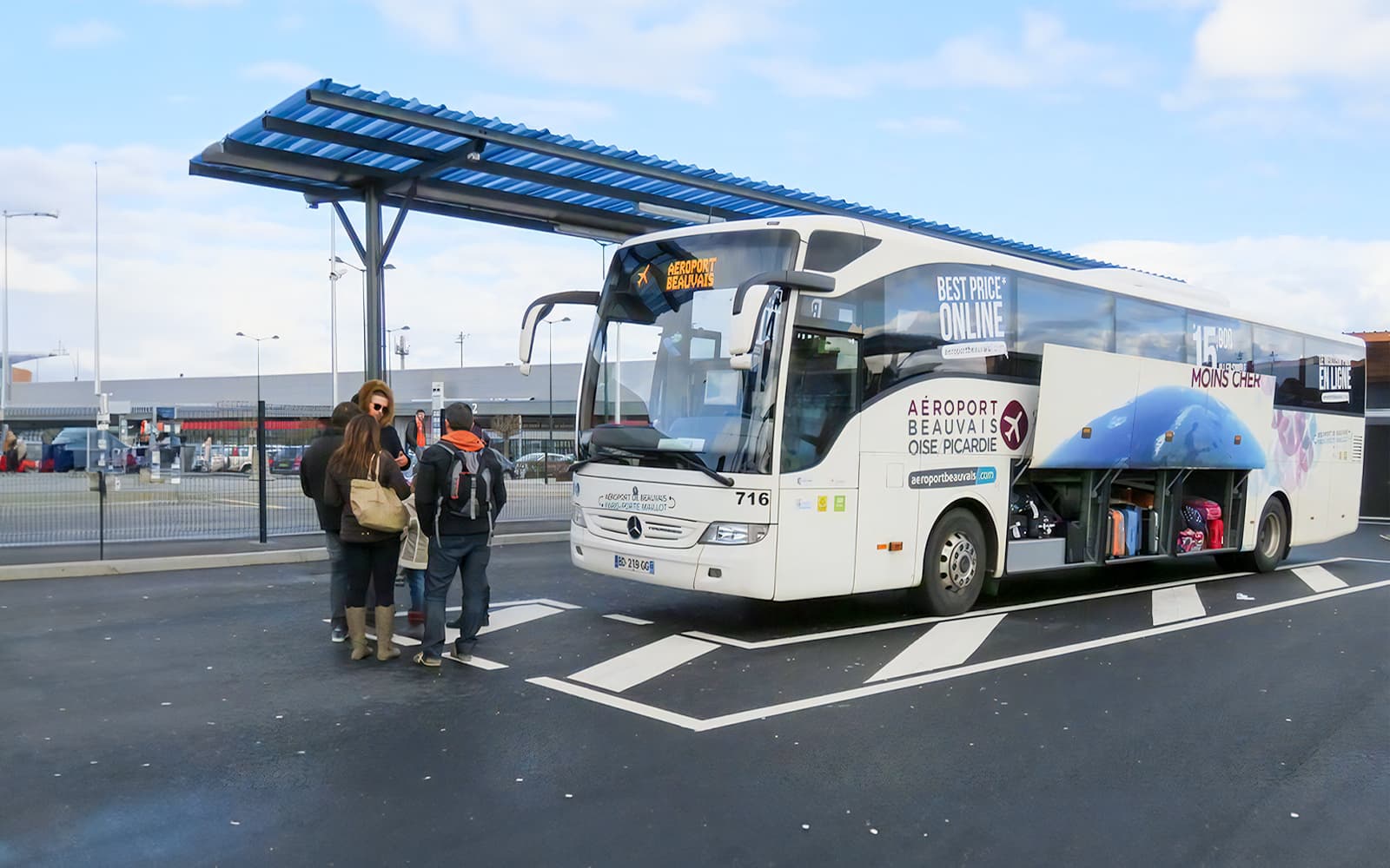 Bus Transfer: Paris Beauvais Airport to/from Saint-Denis University by Aerobus tickets in Paris - Features | TickYourList