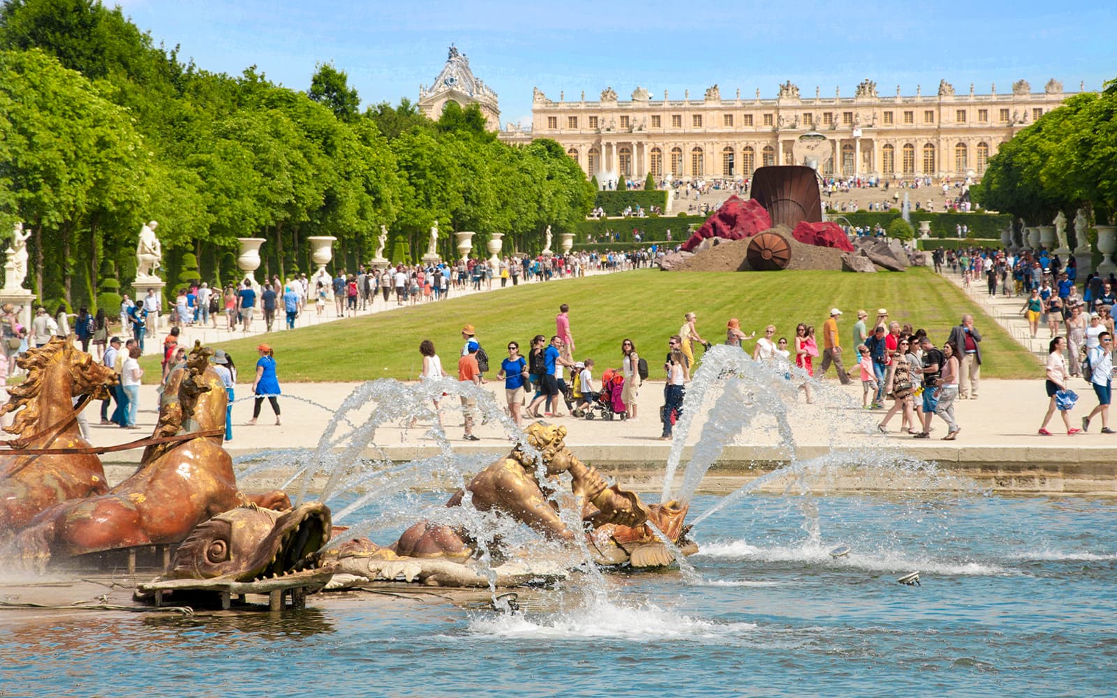 From Paris: Palace of Versailles & Giverny Gardens Guided Tour tickets in Paris - Activities | TickYourList