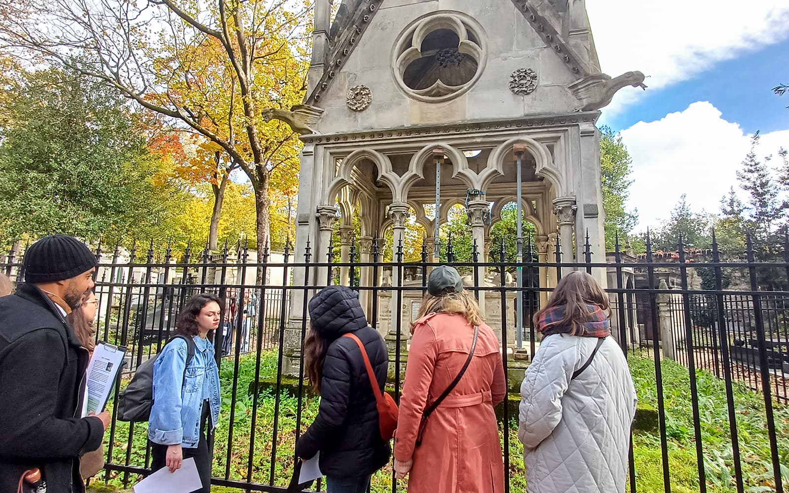 Pere Lachaise Cemetery Escape Game: Who Killed Victor? tickets in Paris - Features | TickYourList