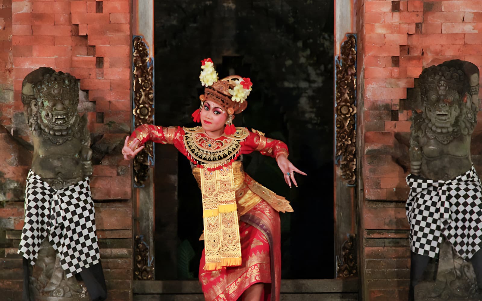 Regular Performance at Arma Museum & Resort tickets in Bali - Attractions | TickYourList