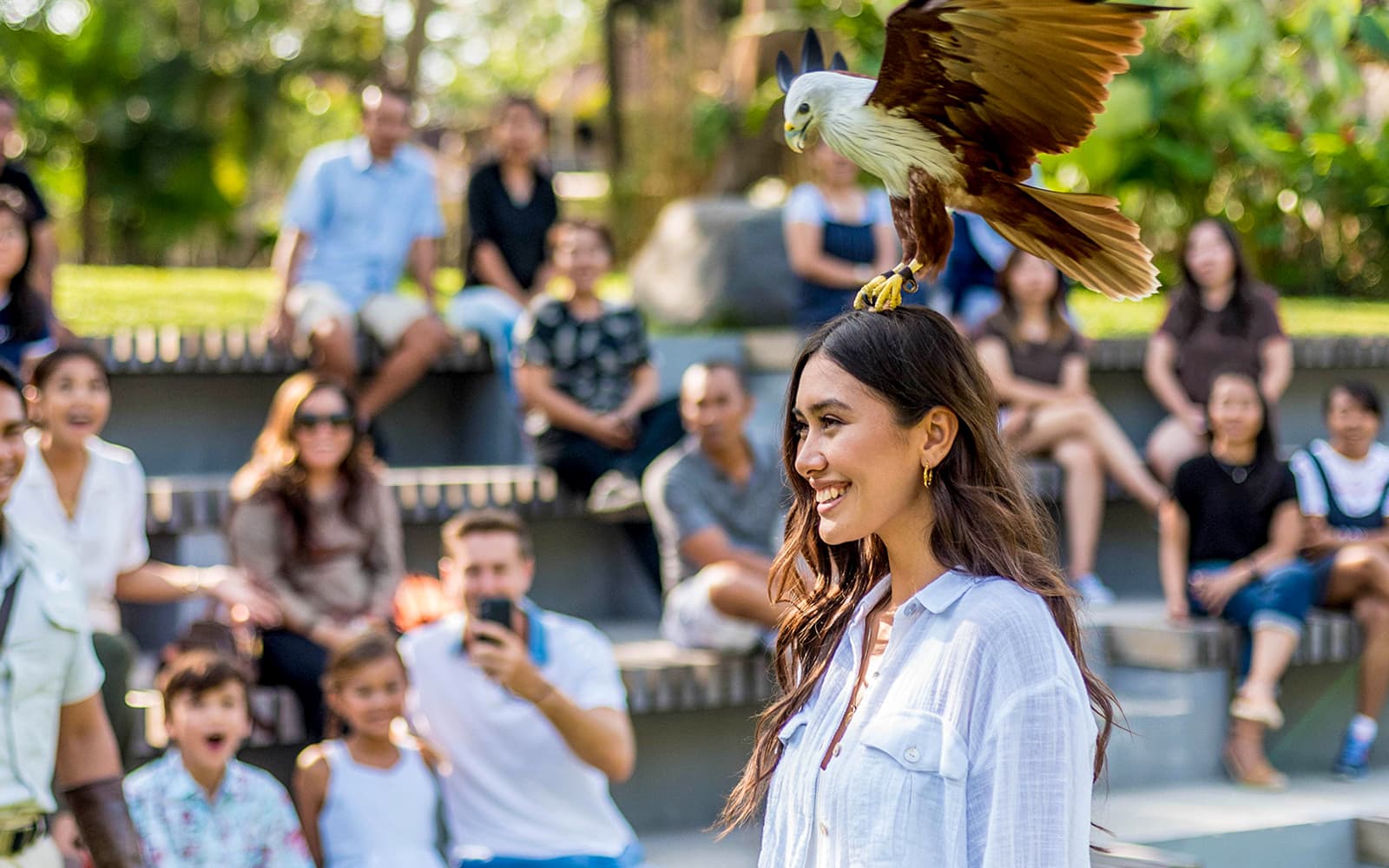 Bali Bird Park Tickets with Lunch at Crispy Duck & Hotel Transfers