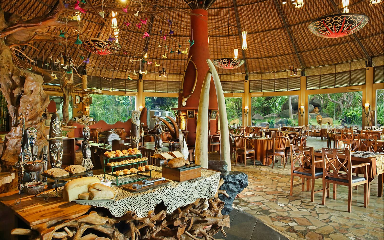 Breakfast with Lions: Bali Safari and Marine Park