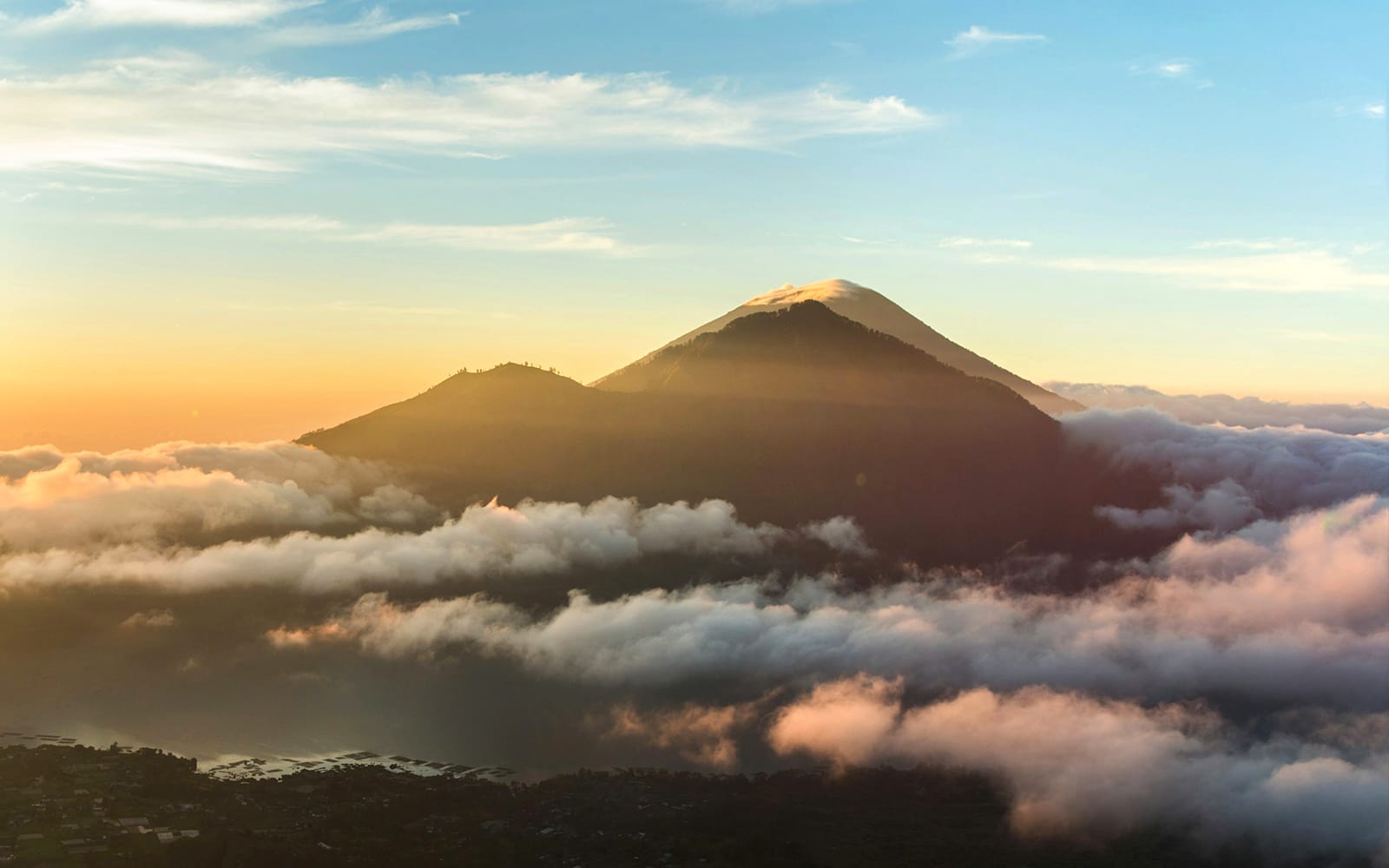 80ded4954ce17dccb26b7c7033bf01a2-11574-bali-mount-batur-sunrise-trek-with-breakfast-and-visit-to-natural-hot-spring-06.jpg