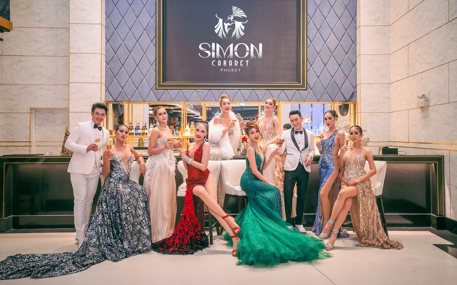 fc2f1b20f894221d6c35236890b07258-11283-phuket-tickets-to-simon-cabaret-show-03.avif