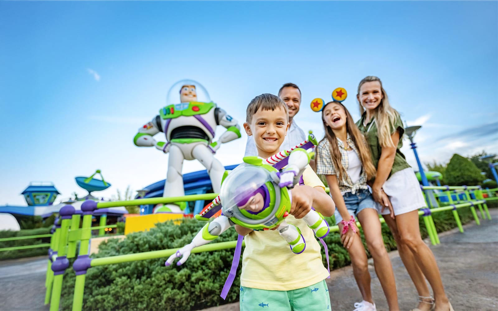 Walt Disney World Orlando 1-Day Park Hopper Tickets experience in Orlando | TickYourList