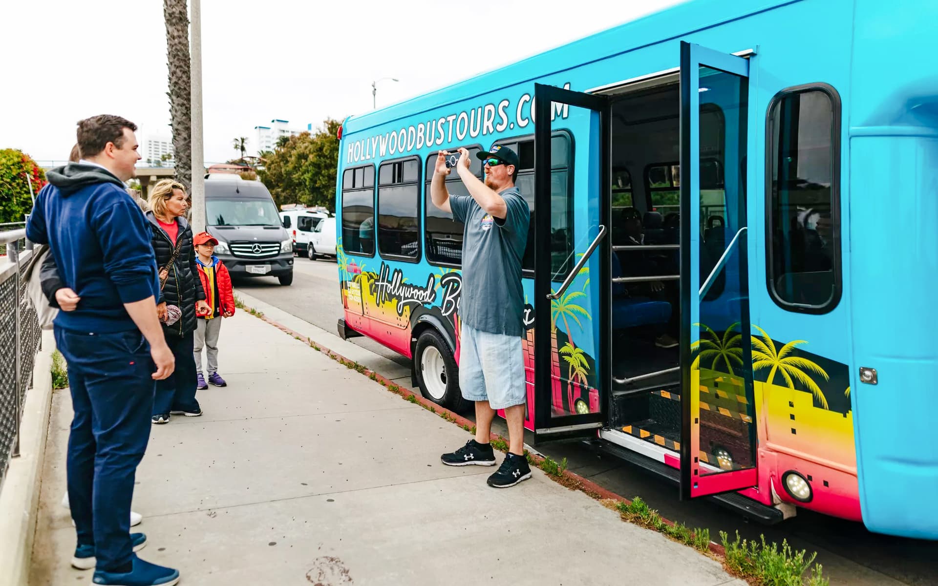 From Santa Monica: Half-Day Sightseeing Tour of the Best of Los Angeles