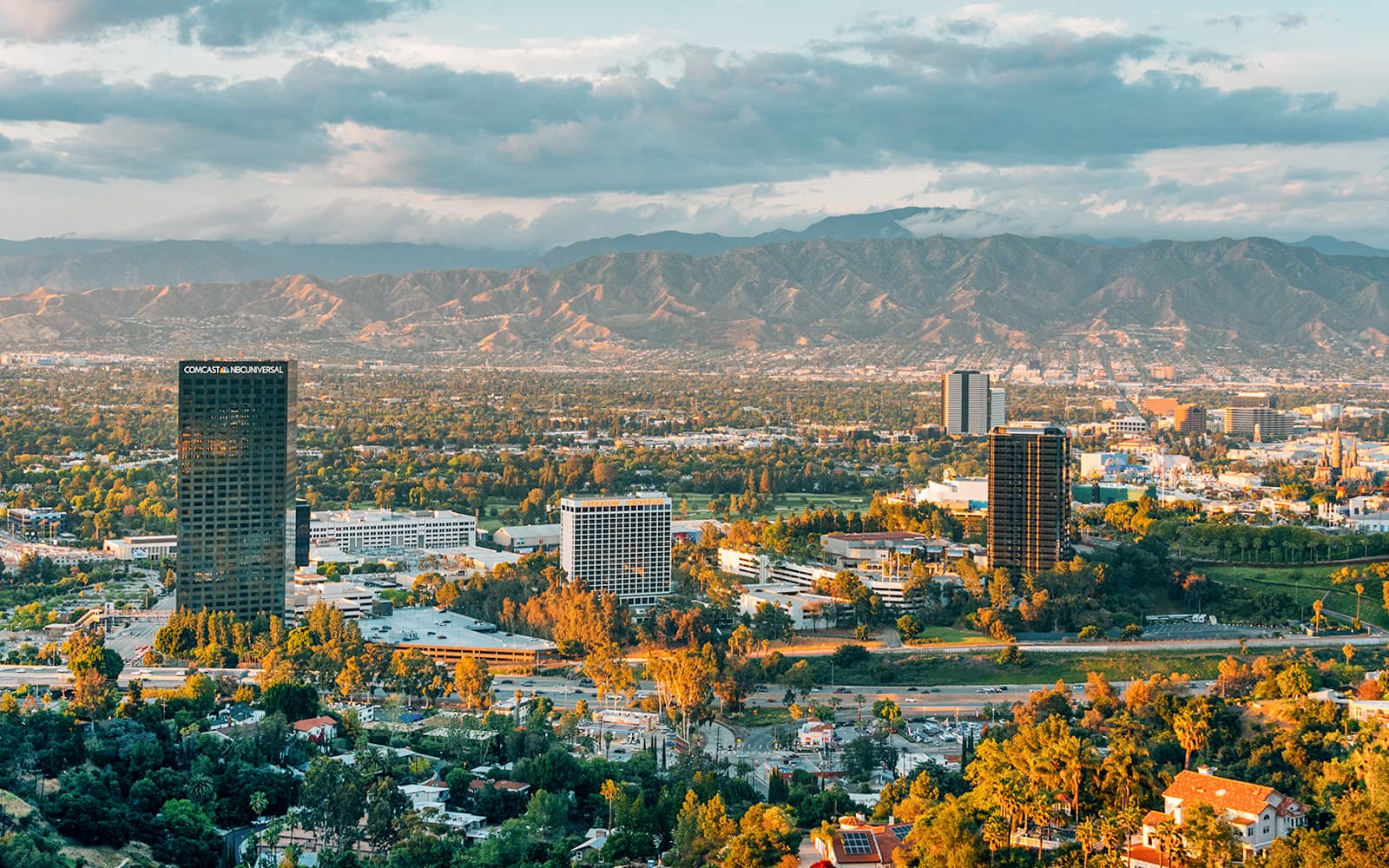 Big Bus: Hollywood Celebrity Homes Bus Tour tickets in Los Angeles - Full Experience | TickYourList