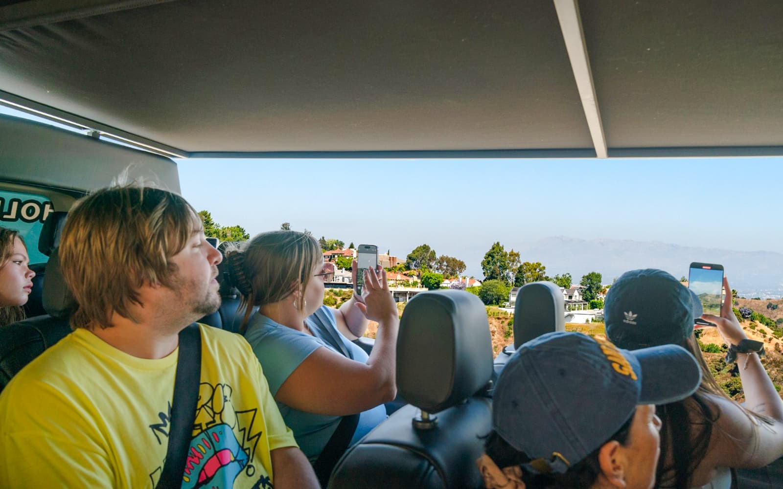 Hollywood Sightseeing & Celebrity Homes Tour from Santa Monica tickets in Los Angeles - Activities | TickYourList