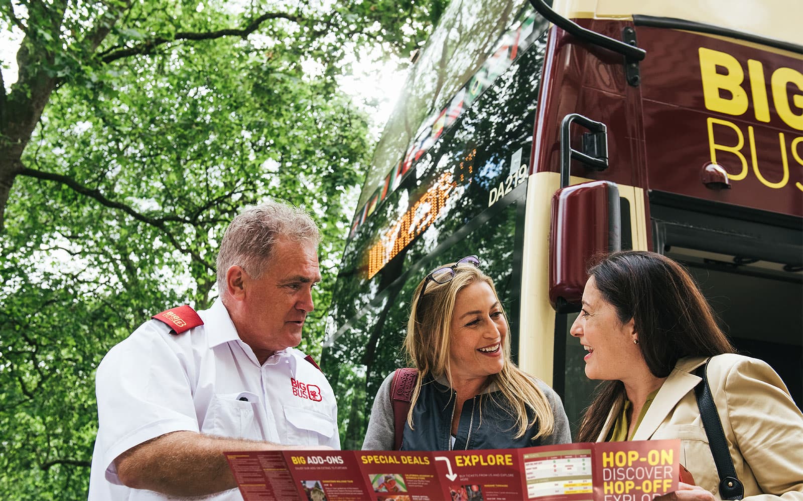 Big Bus: Los Angeles Hop-on Hop-off Bus Tour with Optional Celebrity Homes Tour tickets in Los Angeles - Activities | TickYourList