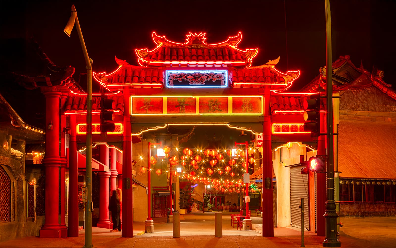 Big Bus: Los Angeles Holiday Lights Tour tickets in Los Angeles - Features | TickYourList