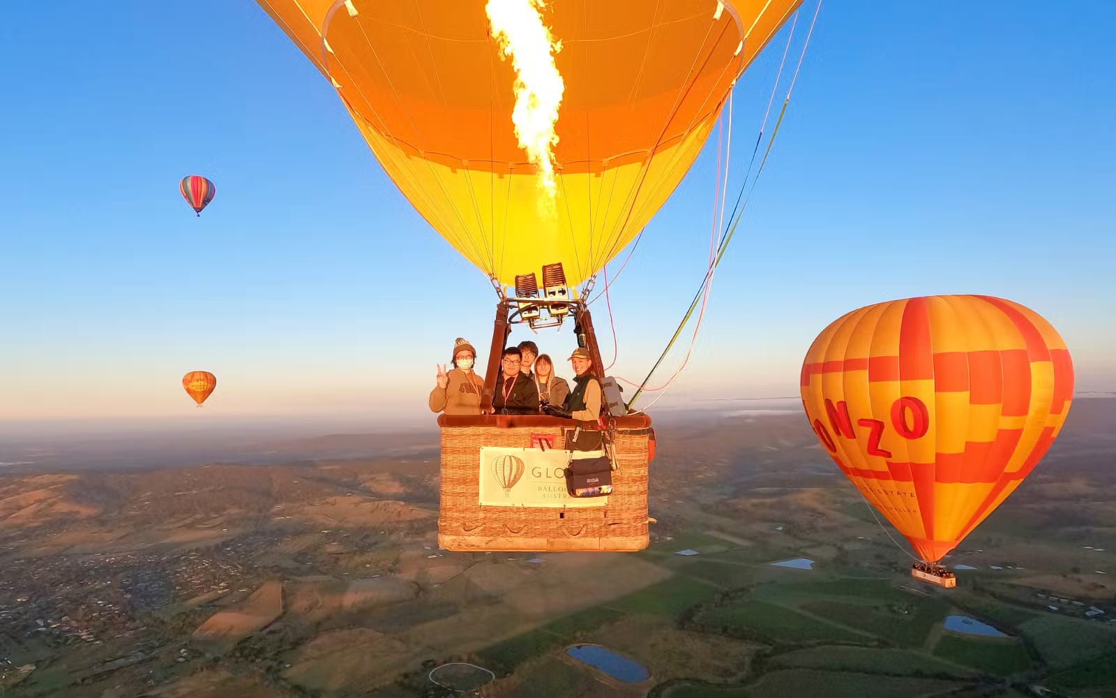 e6191149da8c0937a8718a55679fdcc2-SunriseHotAirBalloonFlightOvertheYarraValley1.avif