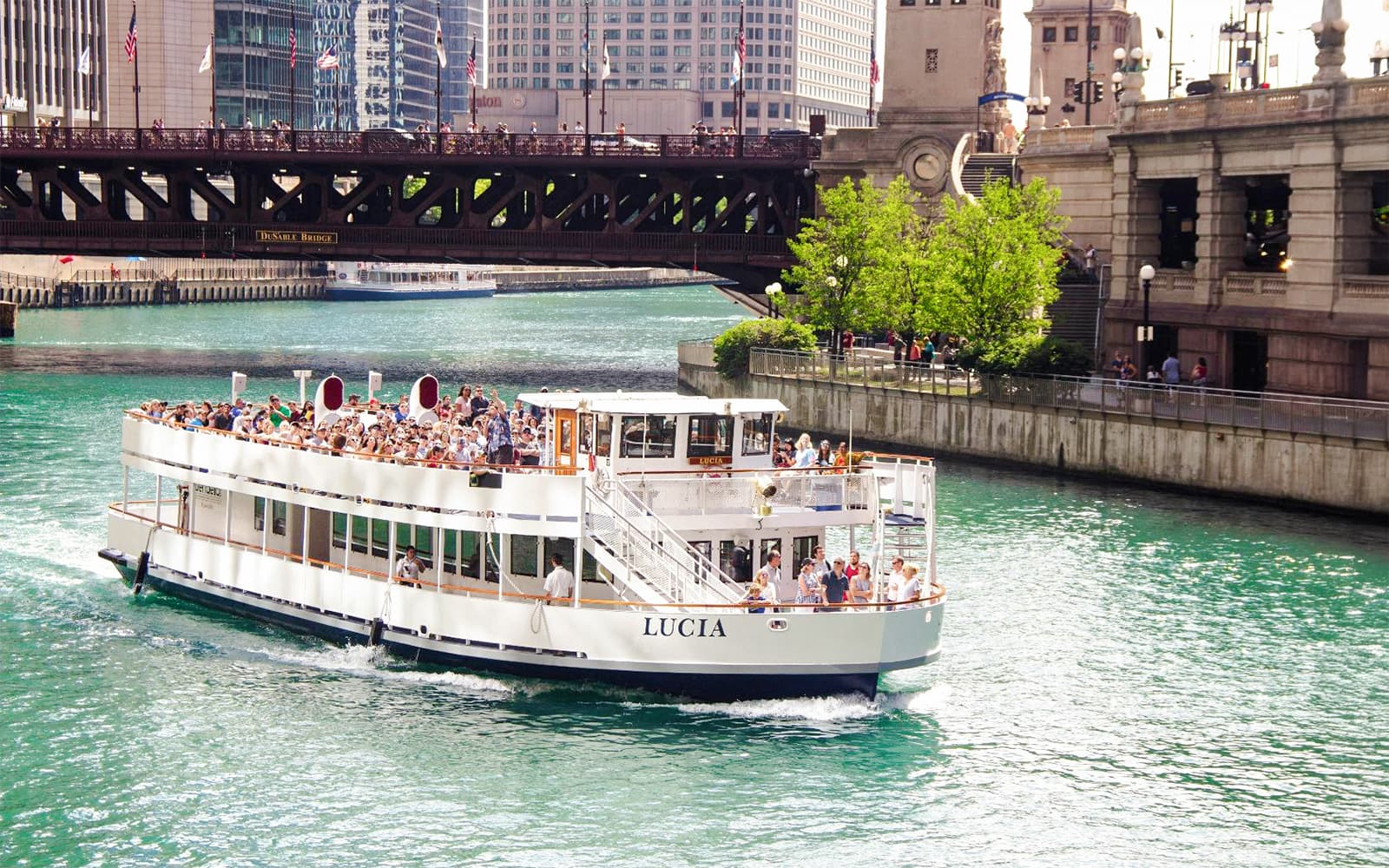 90-min Chicago River Architecture Cruise