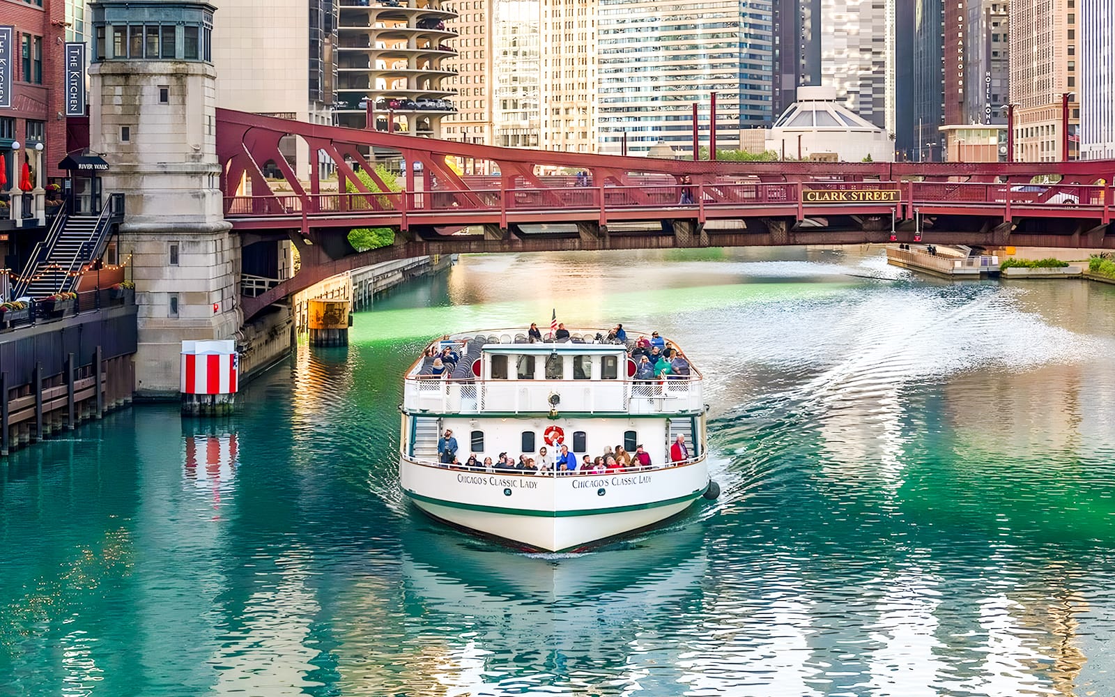 First Lady's Chicago Architecture Boat Tour experience tickets in Chicago | TickYourList