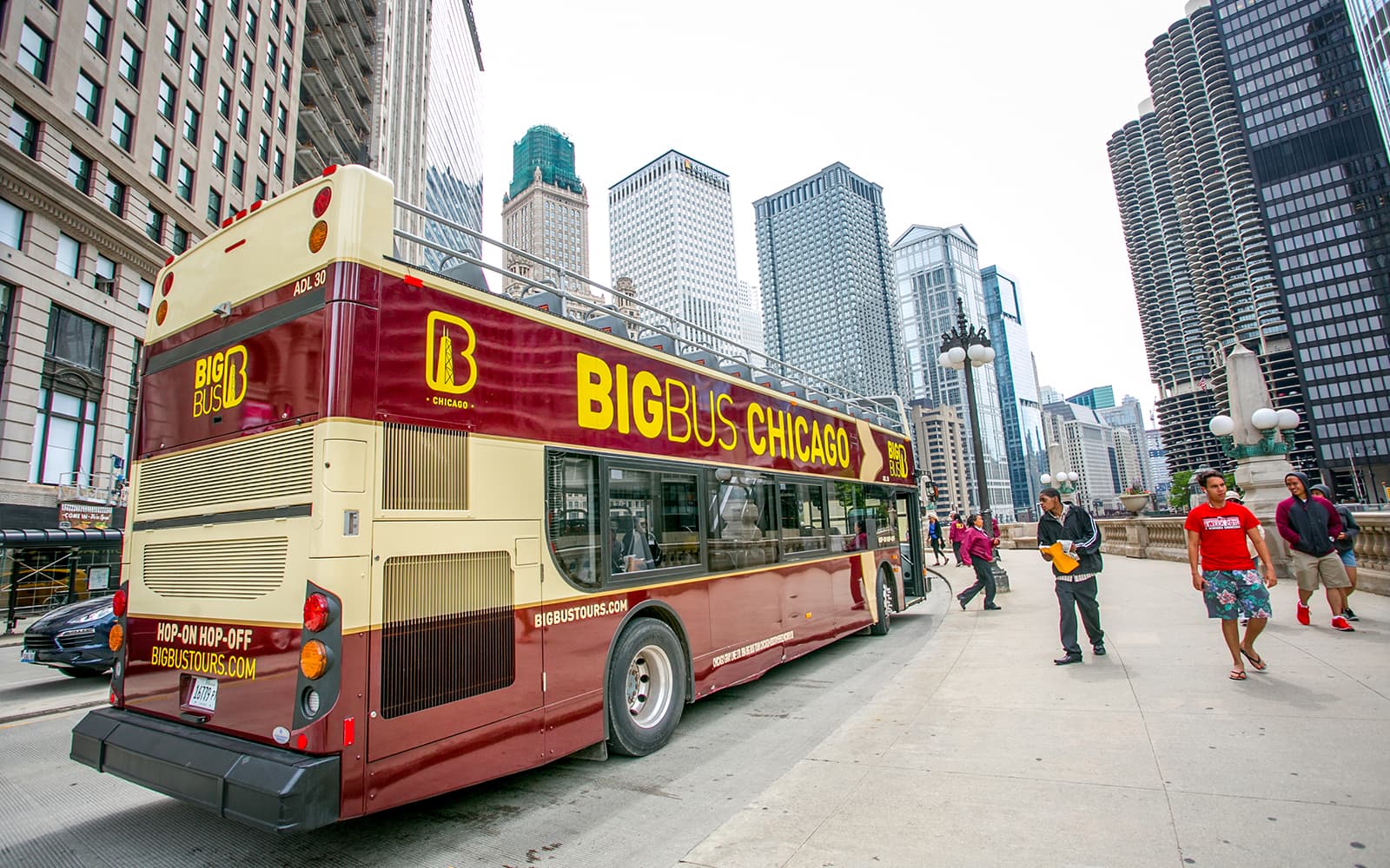 Combo (Save 10%): Chicago Hop-On-Hop-Off Bus Tour + 360 Chicago Observation Deck Skip-the-Line Tickets in Chicago - Highlights | TickYourList