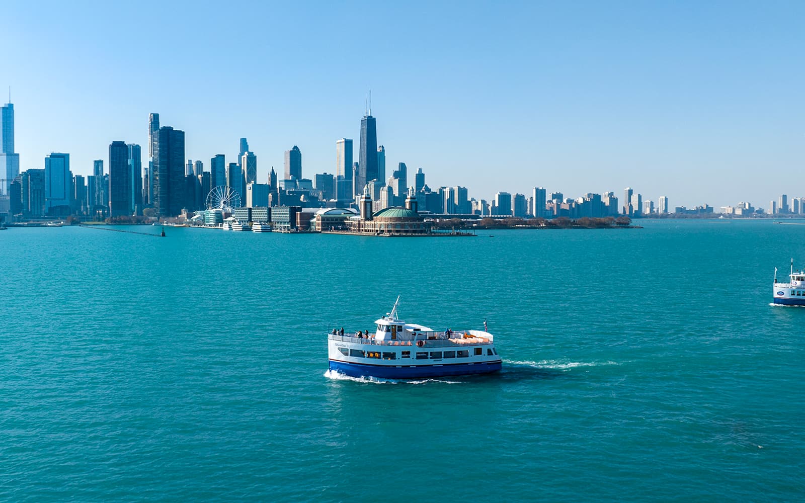 45-Min Lake Michigan Tour