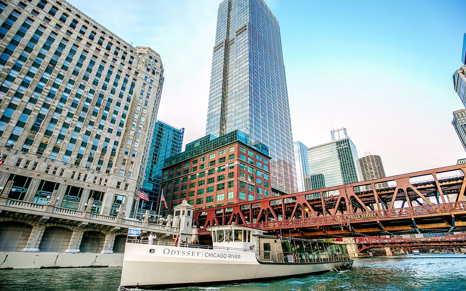 Odyssey Chicago River Architecture Dinner Cruise tickets in Chicago - Activities | TickYourList