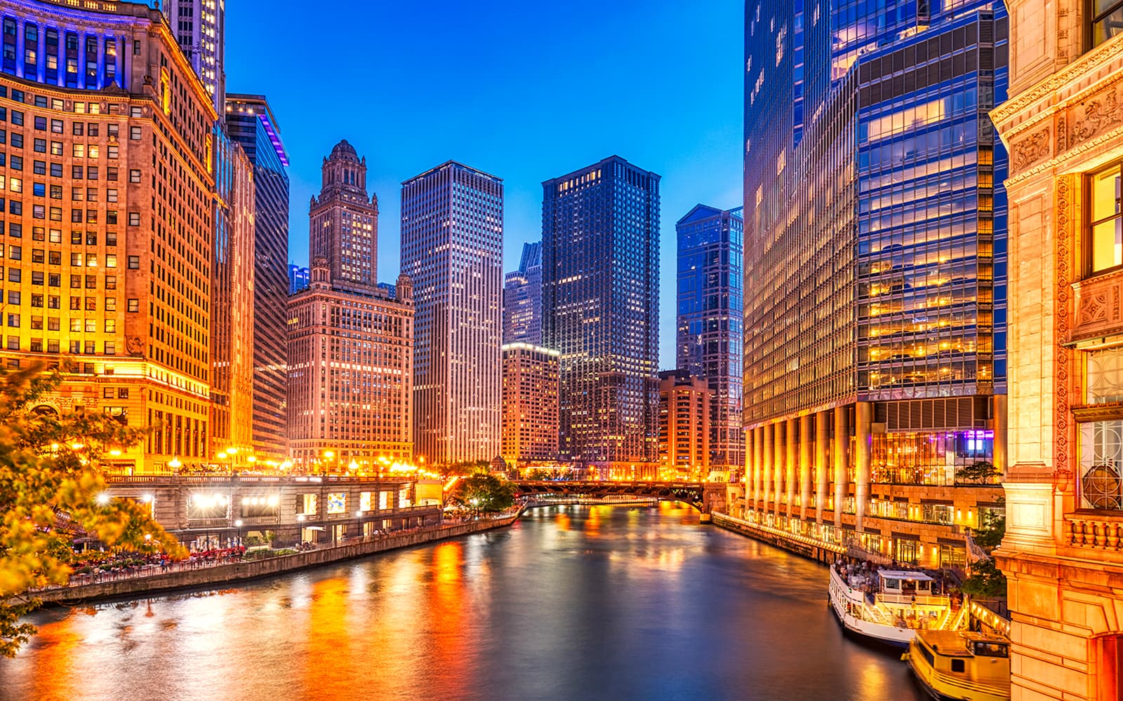 Chicago Night Tour with Skydeck & Architecture Cruise tickets in Chicago - Highlights | TickYourList