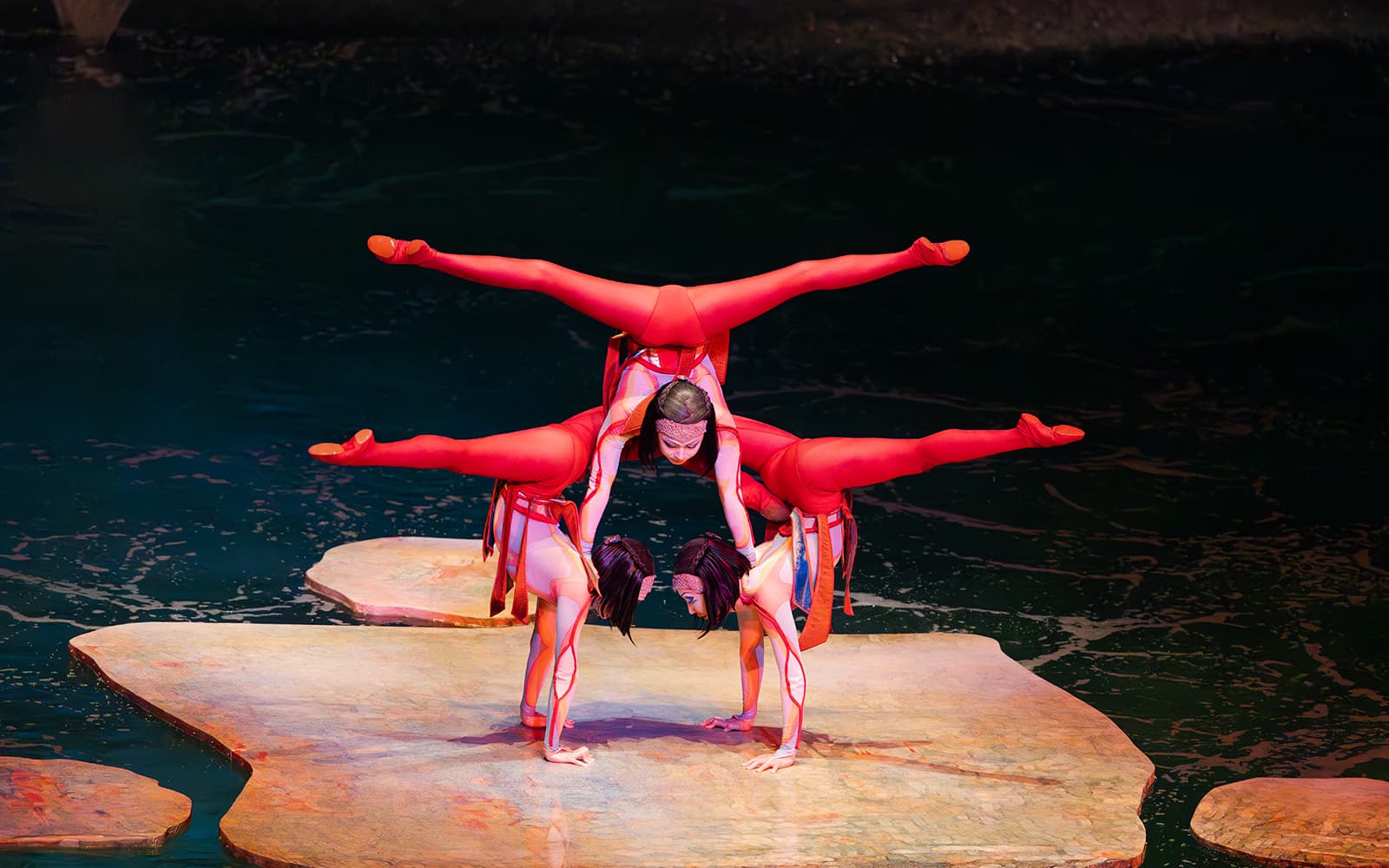 Cirque du Soleil 'O' Las Vegas tickets in Las Vegas - Highlights | TickYourList