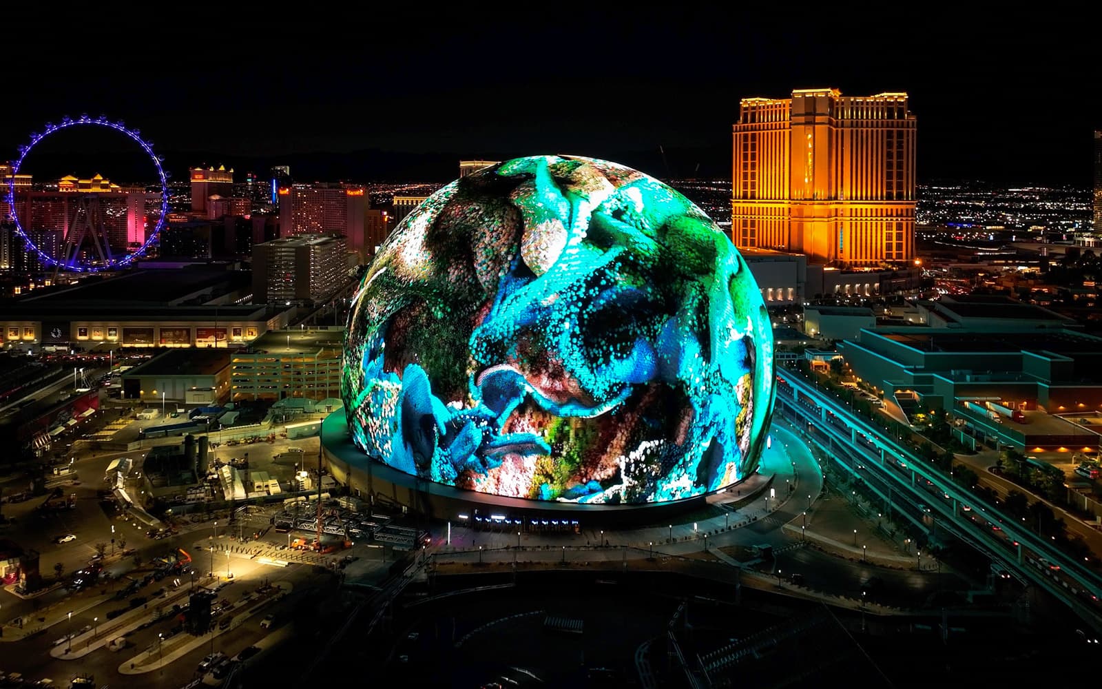 12-min Las Vegas Strip Highlights Night Helicopter Tour tickets in Las Vegas - Features | TickYourList