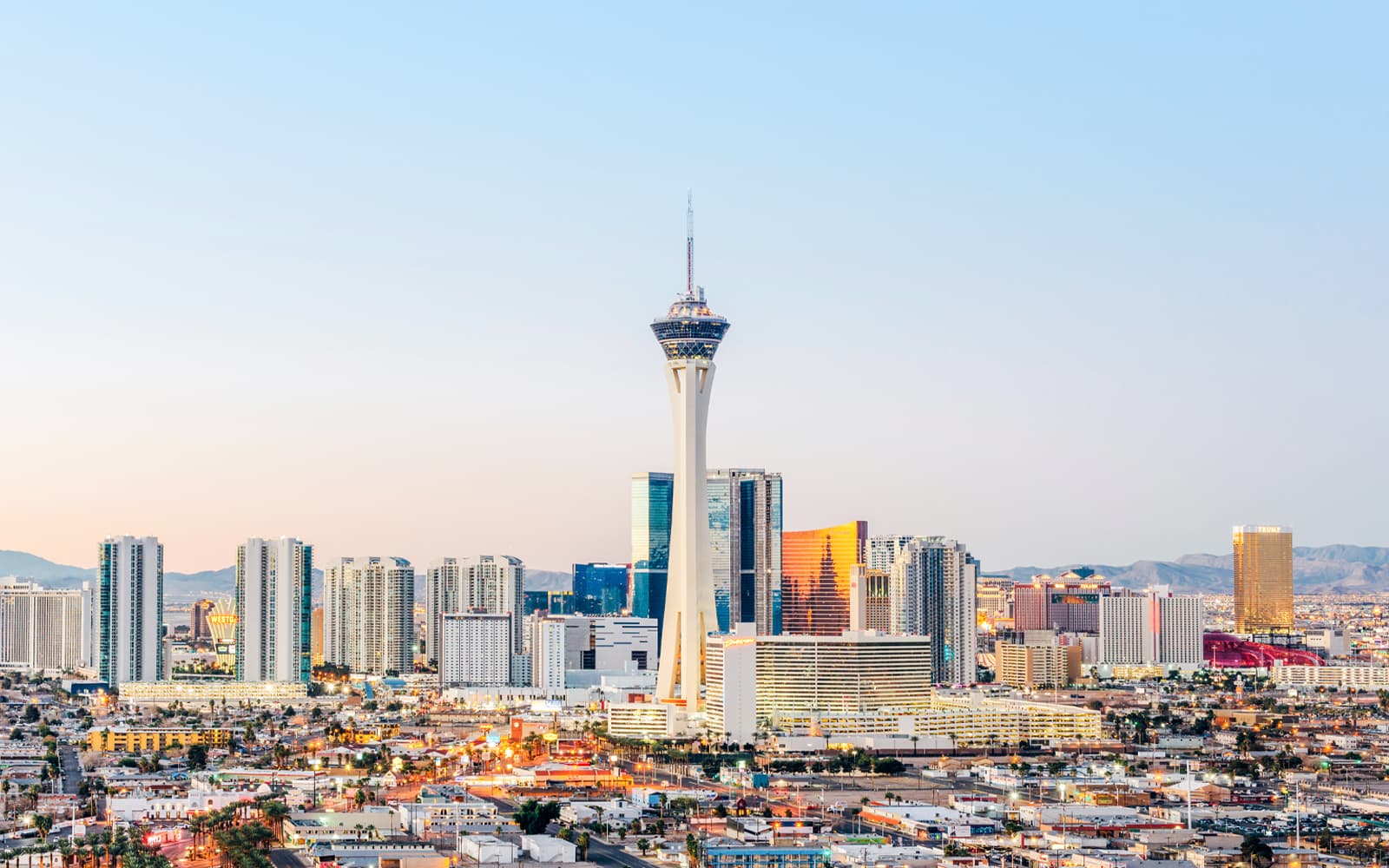 40-min Las Vegas Strip and Hoover Dam Helicopter Tour tickets in Las Vegas - Features | TickYourList