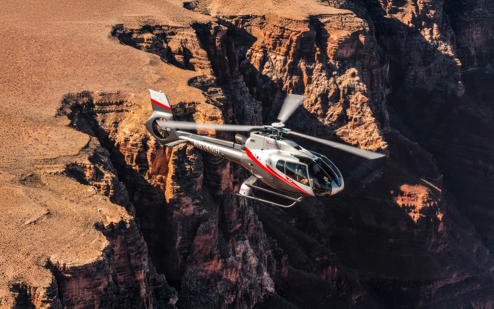 45-min Grand Canyon National Park Helicopter Tour with Optional Hummer Tour