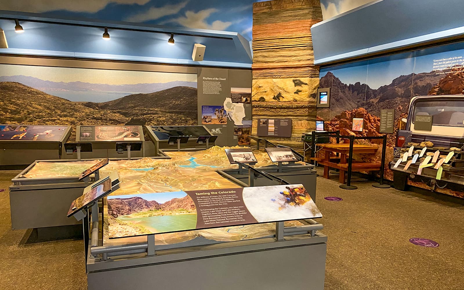 Hoover Dam VIP Inside Exploration Tour tickets in Las Vegas - Features | TickYourList