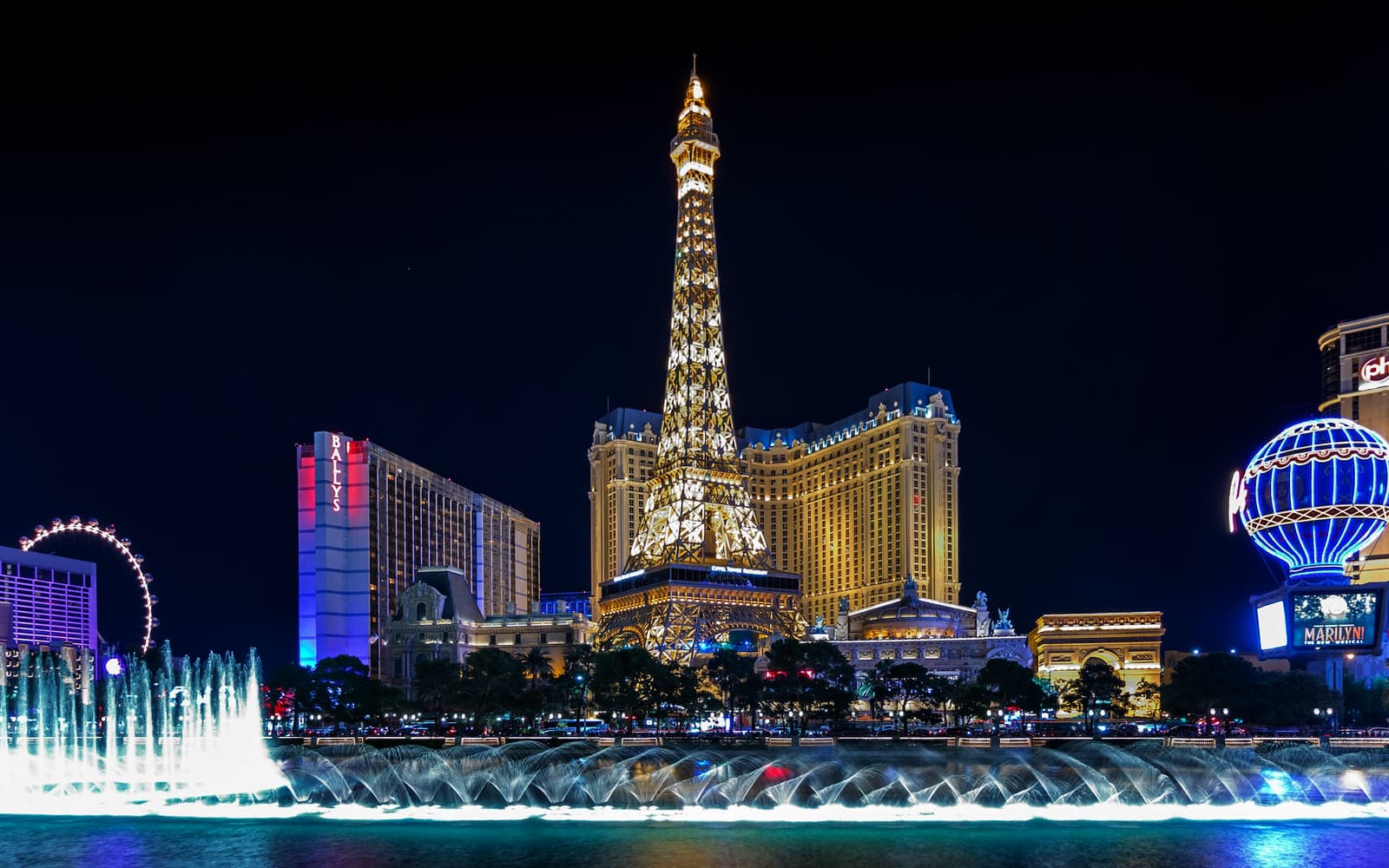 Combo: The High Roller at The LINQ + Eiffel Tower Las Vegas Viewing Deck Tickets in Las Vegas - Features | TickYourList