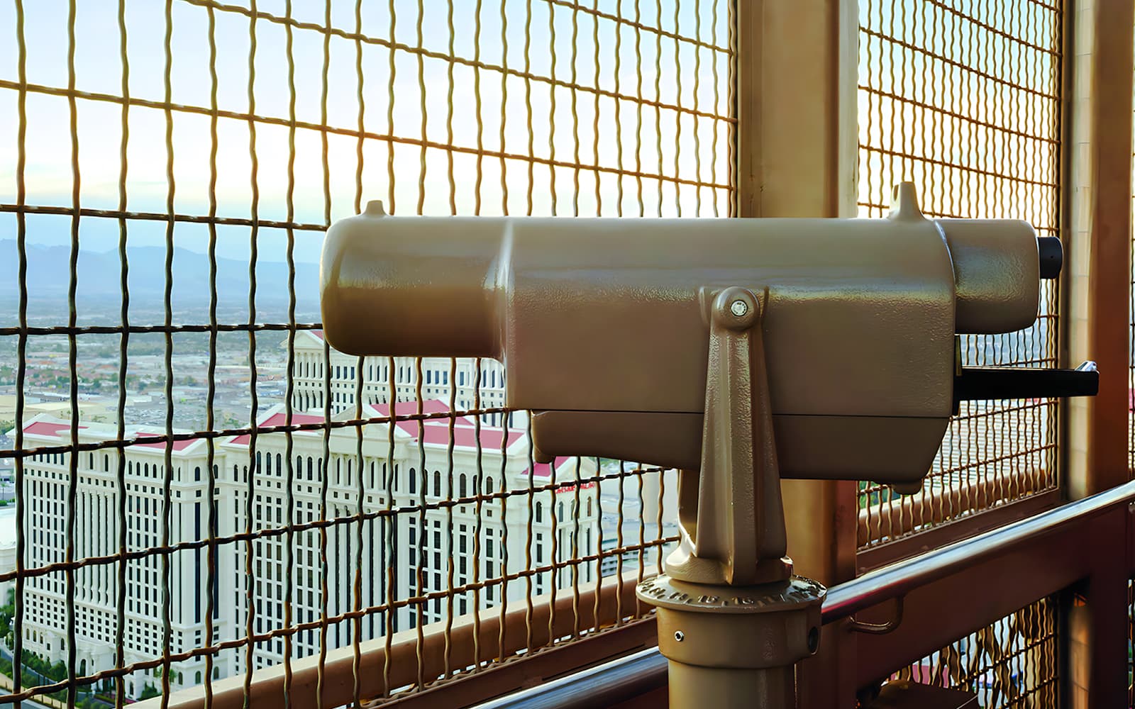 Eiffel Tower Las Vegas Viewing Deck Tickets in Las Vegas - Features | TickYourList