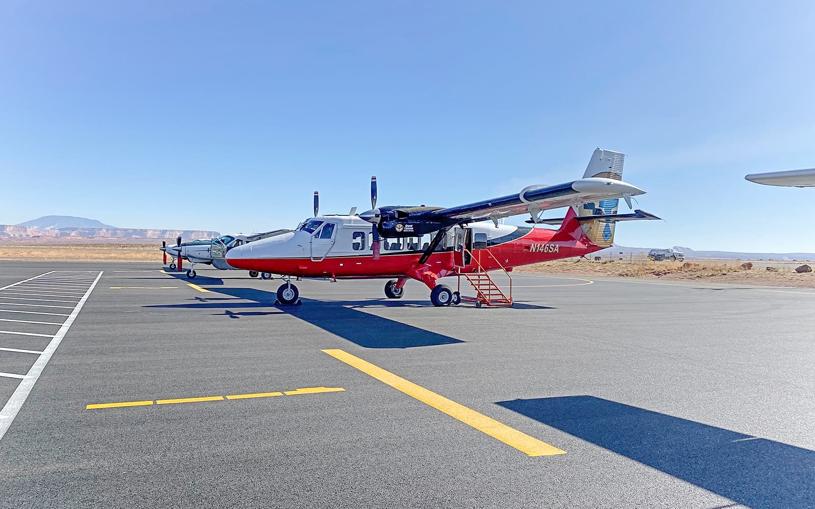 From Las Vegas: Antelope Canyon & Horseshoe Bend Airplane & Ground Tour