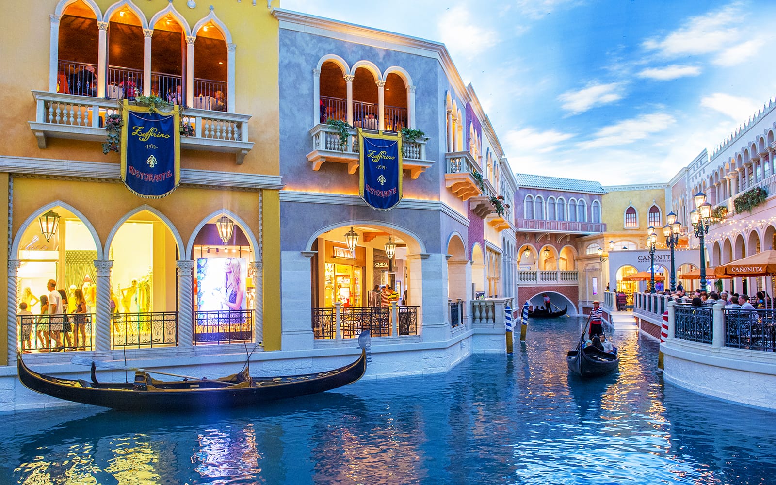 Las Vegas Self Guided Audio Tour experience tickets in Las Vegas | TickYourList