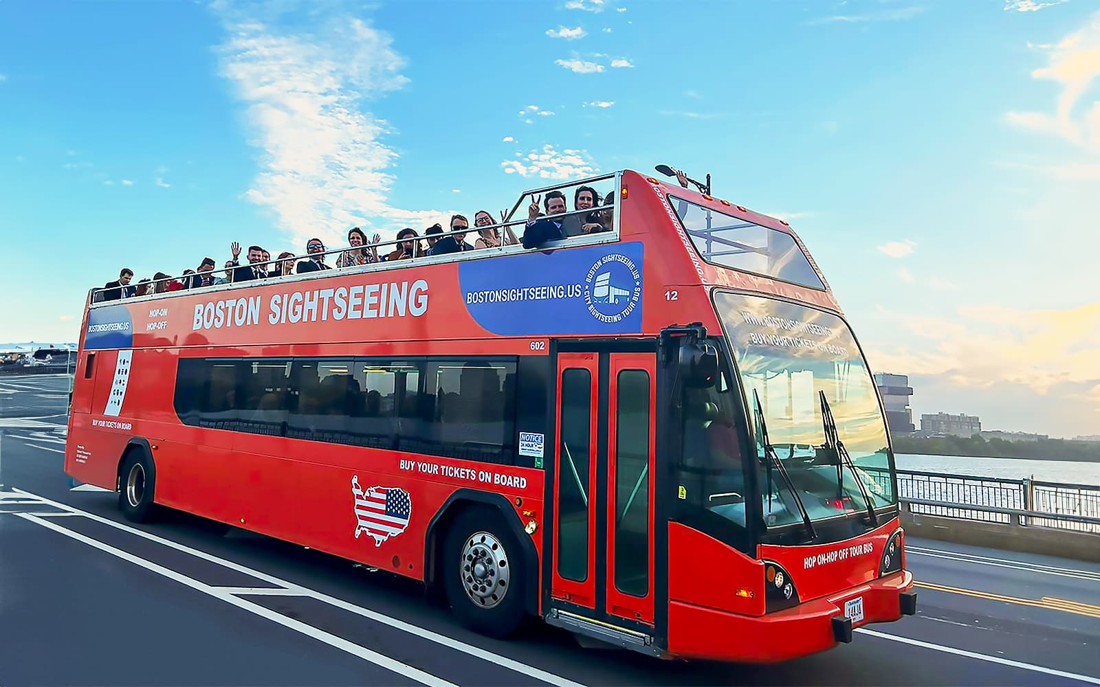 Boston Sightseeing: Hop-on Hop-off Bus Tour with Optional Cambridge Tour