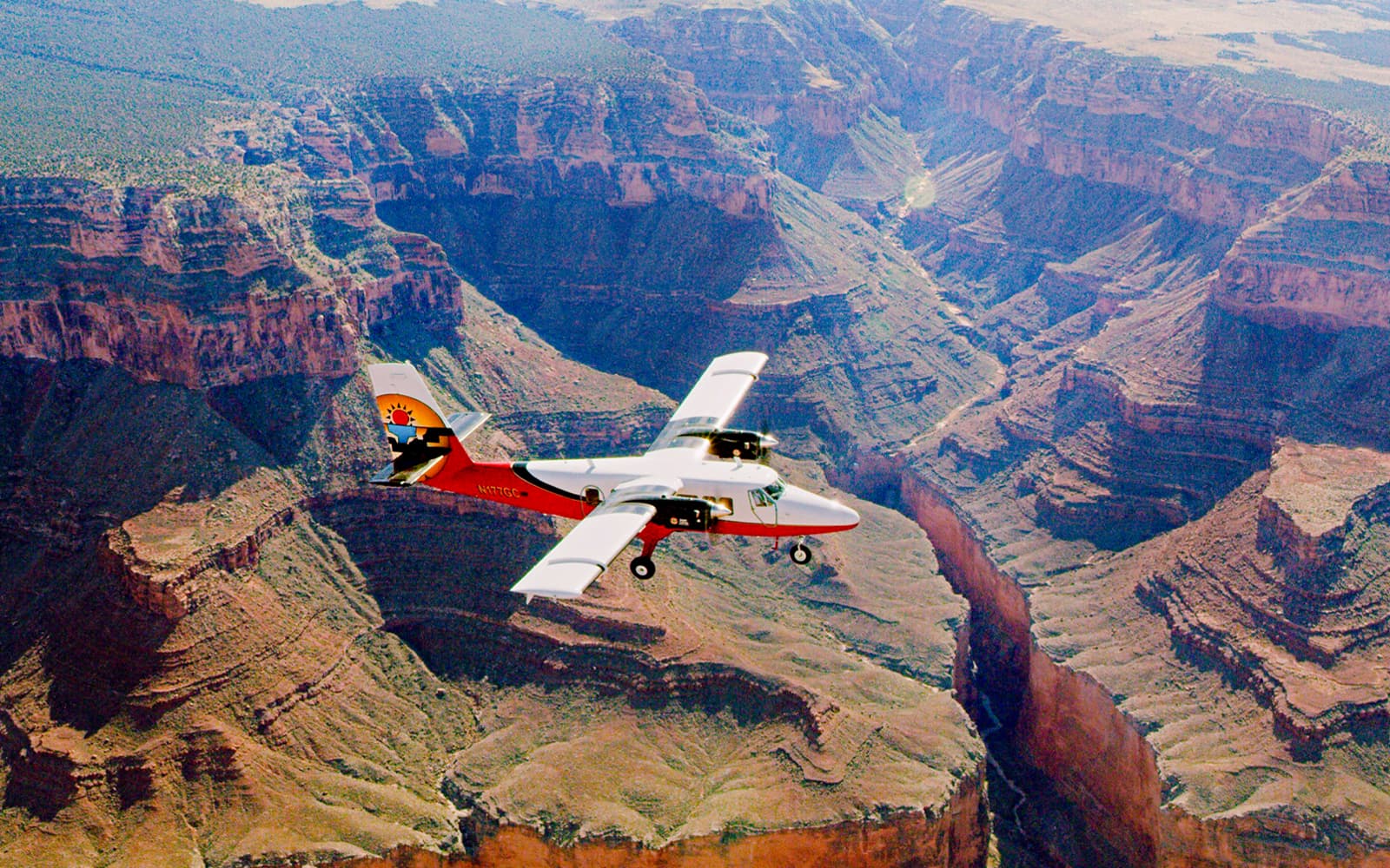 70-min Las Vegas to Grand Canyon West Airplane/ Helicopter Tour with Rim Landing