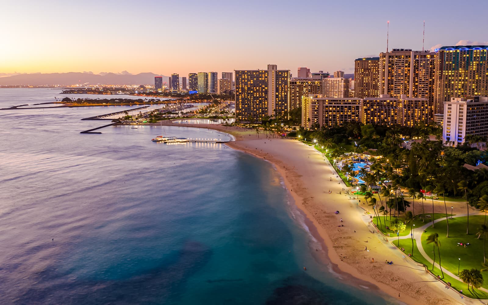 Pearl Harbor USS Arizona Memorial & Honolulu City Tour + Lunch tickets in Hawaii - Features | TickYourList