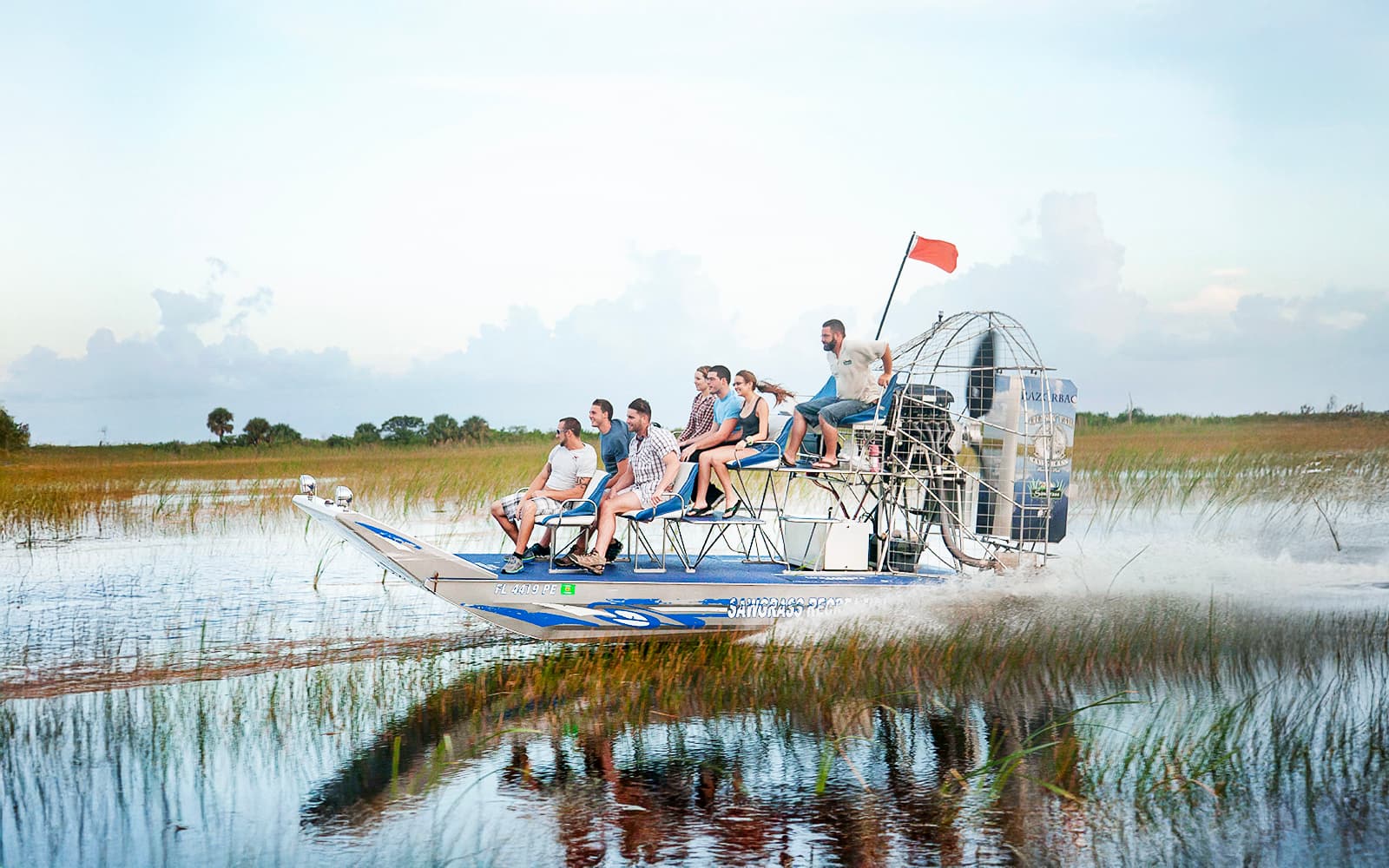 Miami: Sawgrass Recreation Park Airboat Tour with Reptile Exhibit