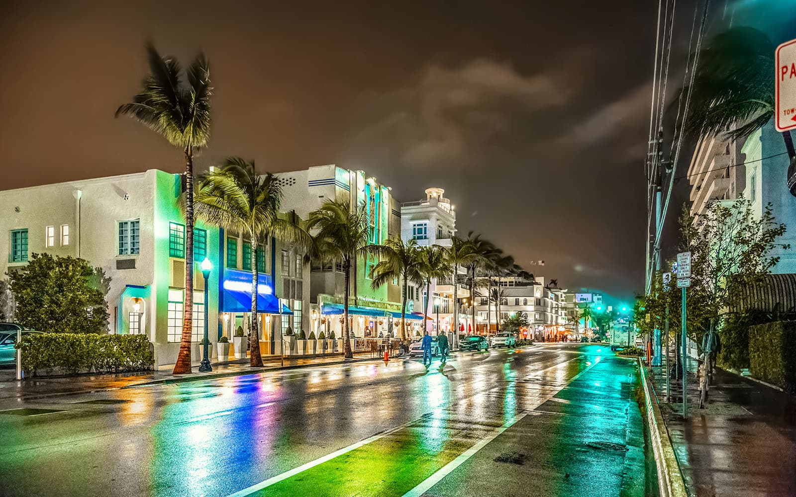 Big Bus: Miami Panoramic Night Bus Tour tickets in Miami - Features | TickYourList