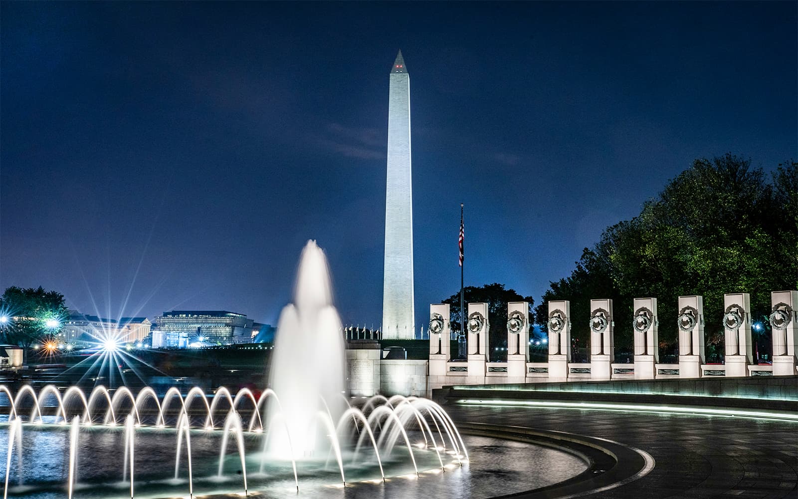Guided Moonlight Tour of Washington DC Monuments tickets in Washington DC - Features | TickYourList