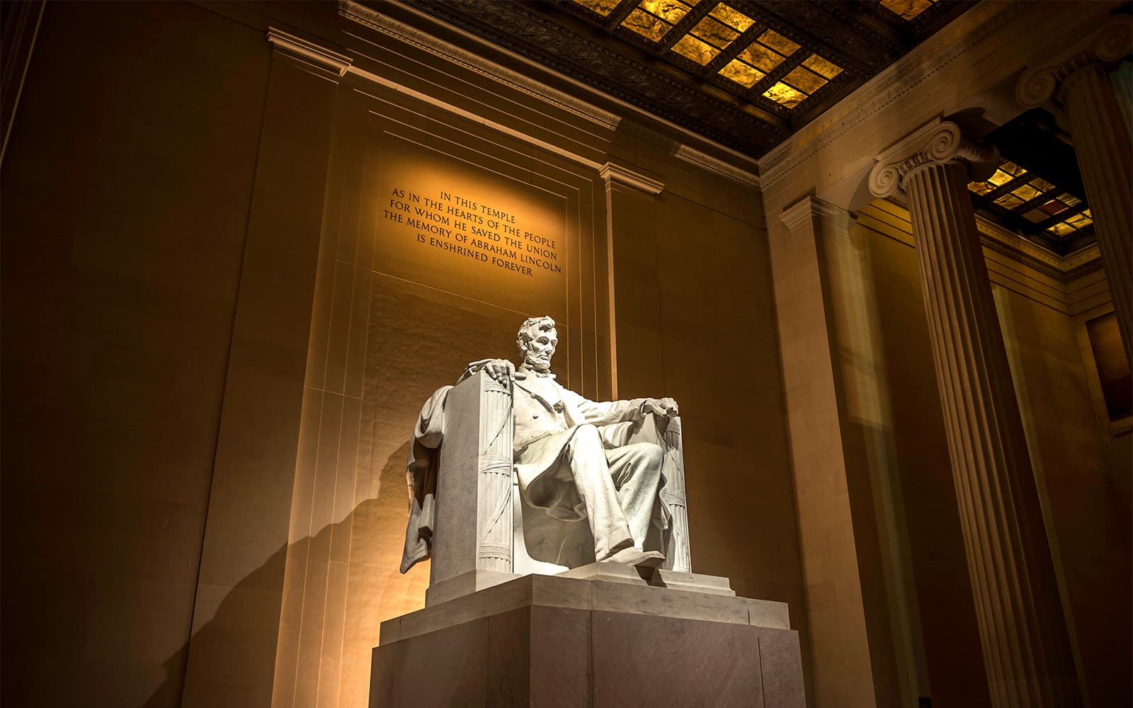 Washington DC: Monuments at Night Bike Tour tickets in Washington DC - Features | TickYourList